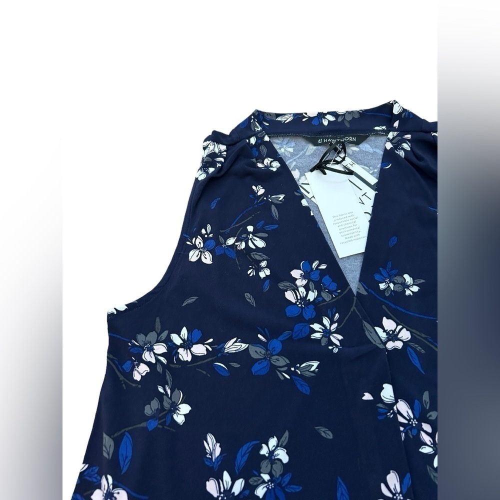 41 Hawthorn Stitch Fix Navy Floral Print Sleeveless VNeck Knit Blouse NWT Sz PS - Picture 4 of 8